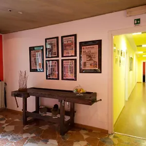 https://luci-a-san-siro.italymilanhotels.net